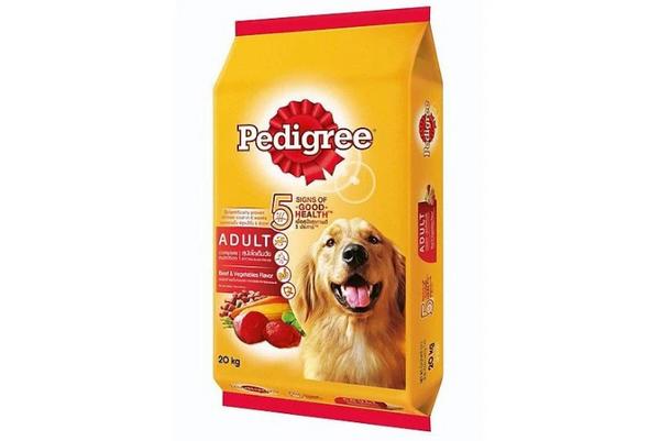 Pedigree 20kg adult dog food with beef and vegetable flavor — trusted bulk option for adult dogs with balanced nutrition.